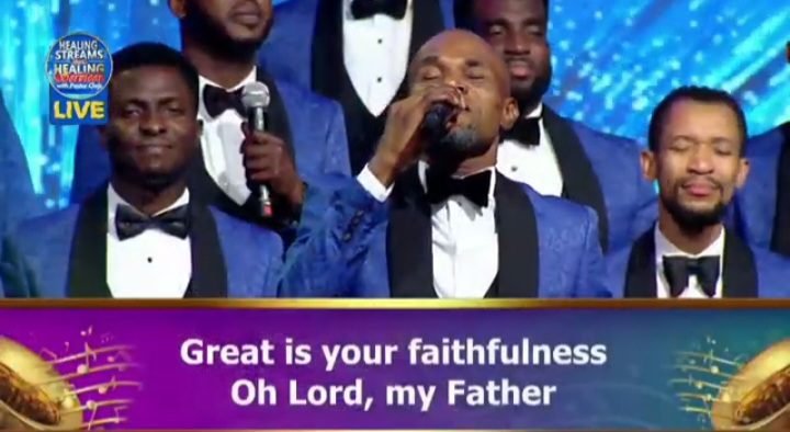 WHAT A MIGHTY GOD BY JERRY K & LOVEWORLD SINGERS [MP3 & LYRICS]